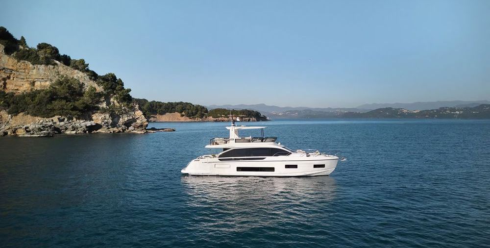 Azimut 62'- Inspired by the Sea