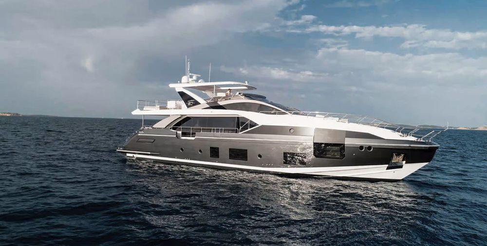 Azimut 85'- Where Design Reigns