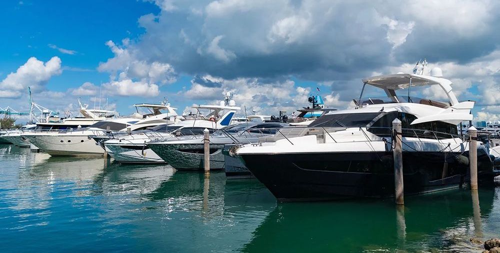 Dock & Dine: Vero Beach Yacht Club Vero Beach, FL