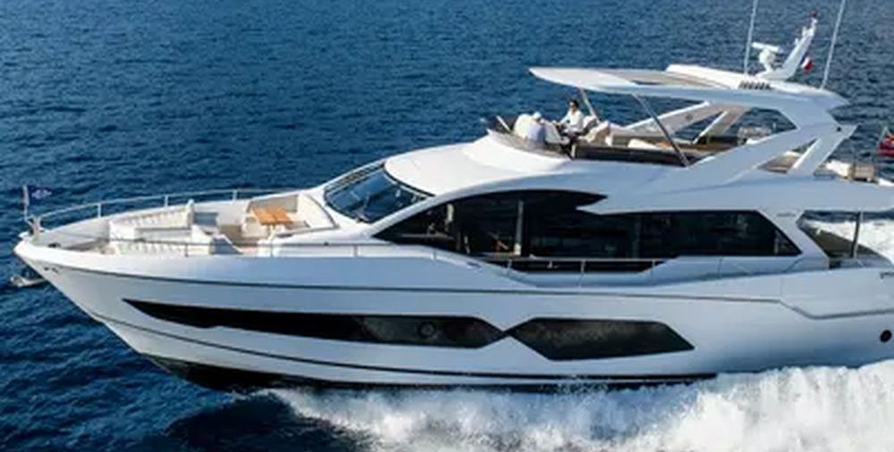Sunseeker 76'- Live the Line of the Horizon