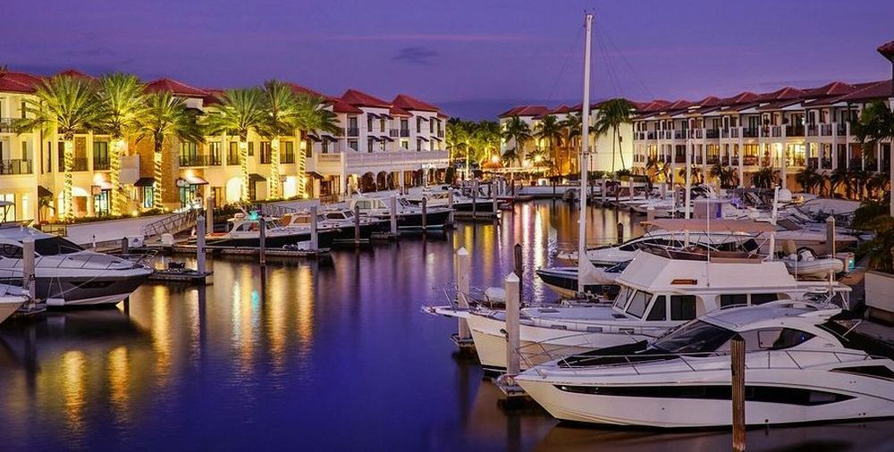 Dock & Dine: Naples Bay Resort & Marina – Naples, FL