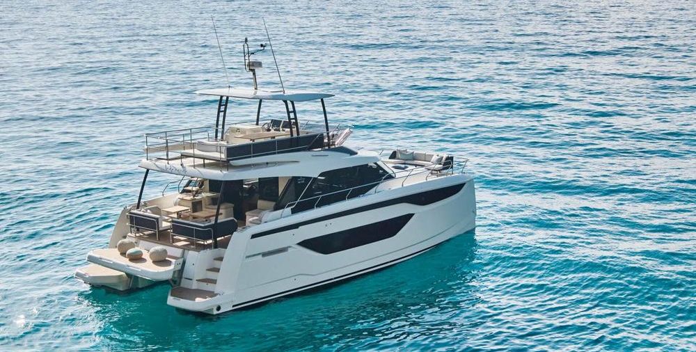 Prestige 48' – Elevate Every Journey