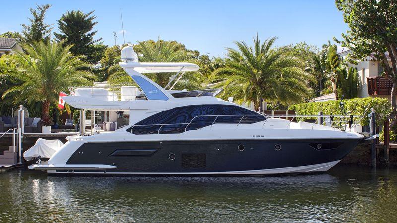 50' 2018 Azimut Flybridge