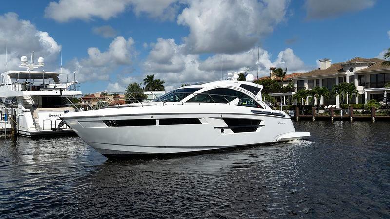 54' 2019 Cruisers Yachts 54 Cantius