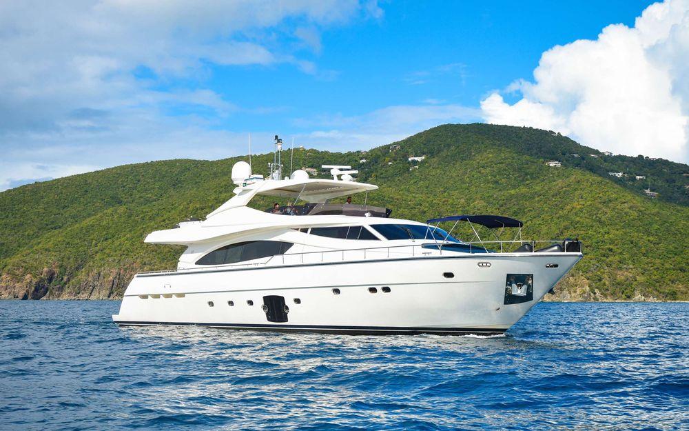 88' 2006 Ferretti Yachts 881