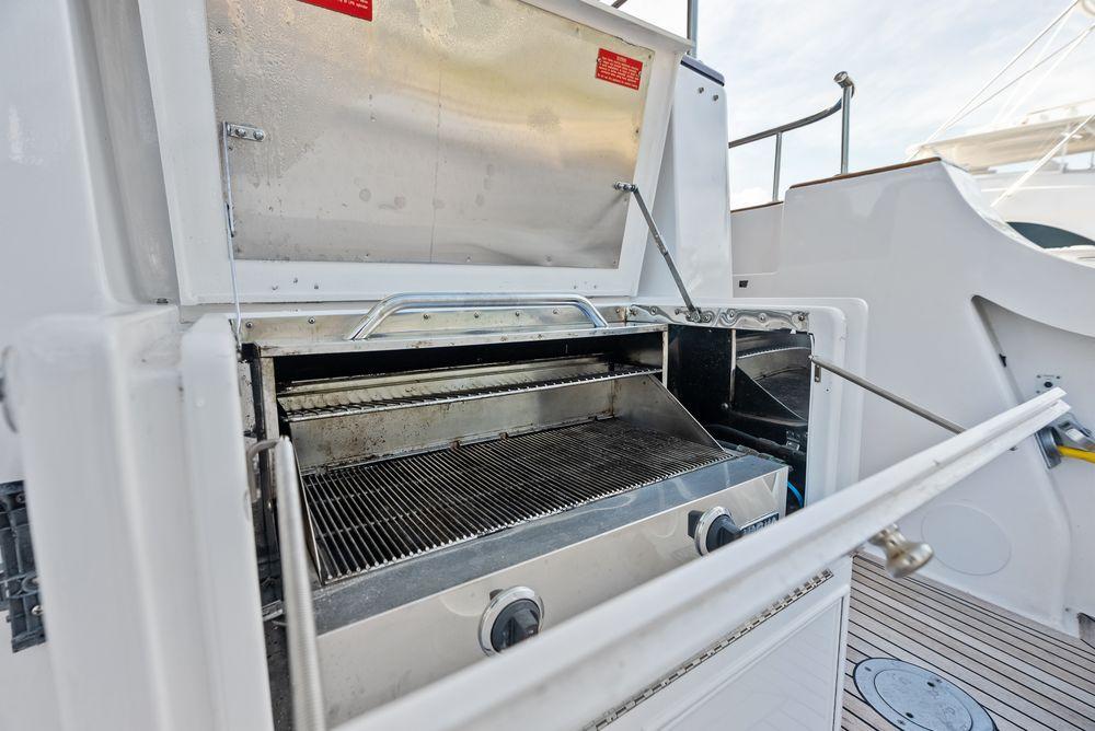 72' 2005 Grand Banks 72 Aleutian RP