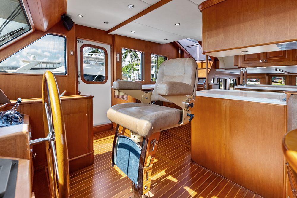 72' 2005 Grand Banks 72 Aleutian RP