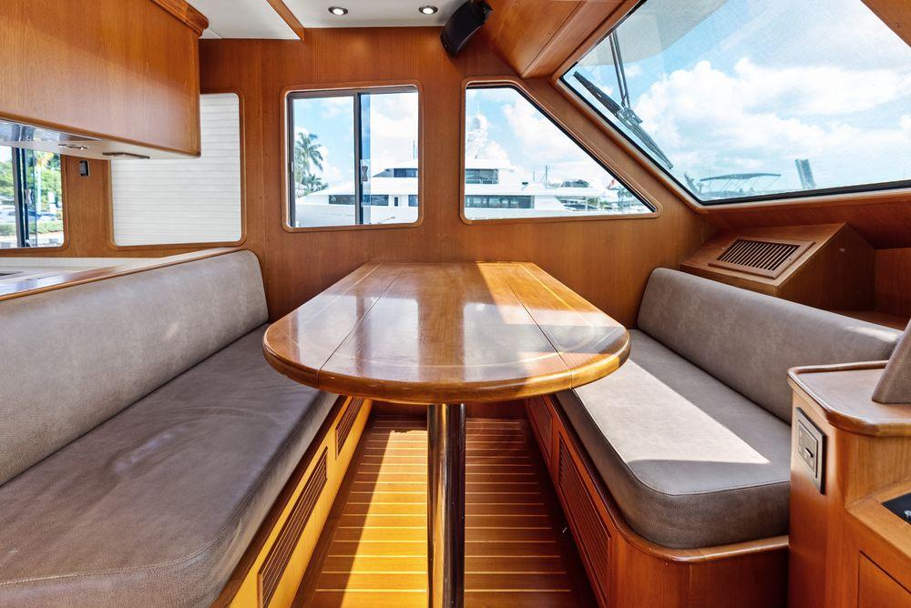 72' 2005 Grand Banks 72 Aleutian RP