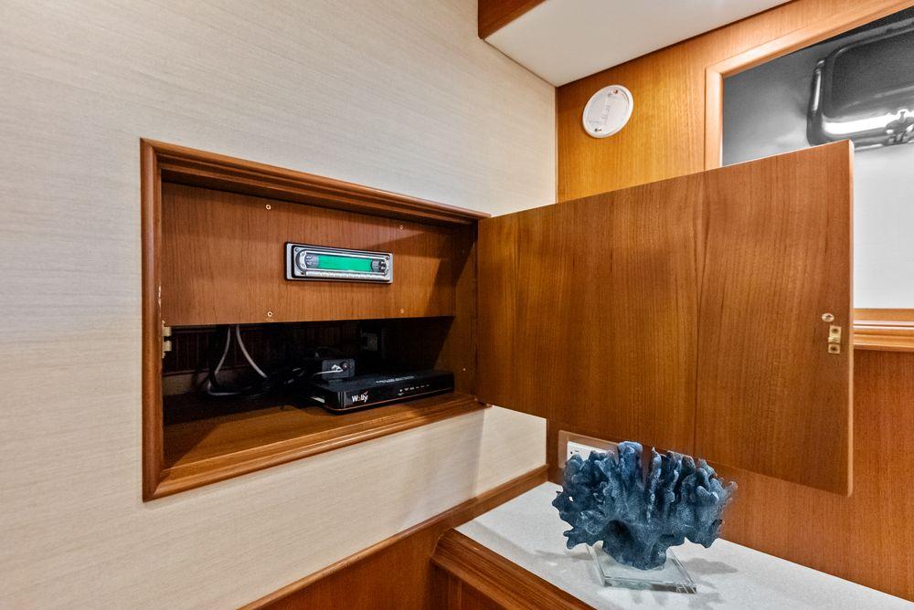 72' 2005 Grand Banks 72 Aleutian RP