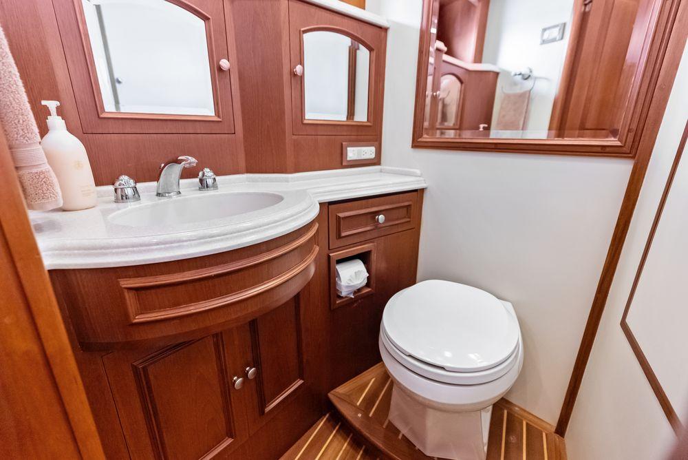 72' 2005 Grand Banks 72 Aleutian RP