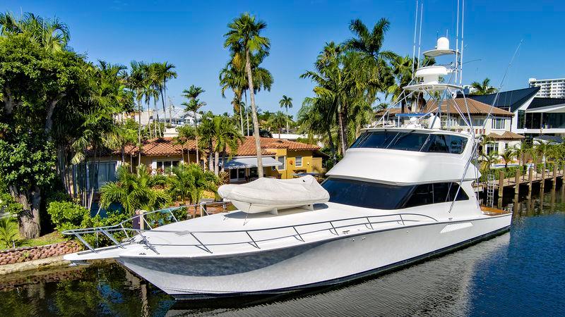 74' 2008 Viking 74 Enclosed Bridge