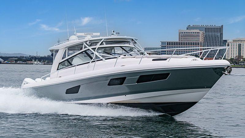 47' 2022 Intrepid Evolution