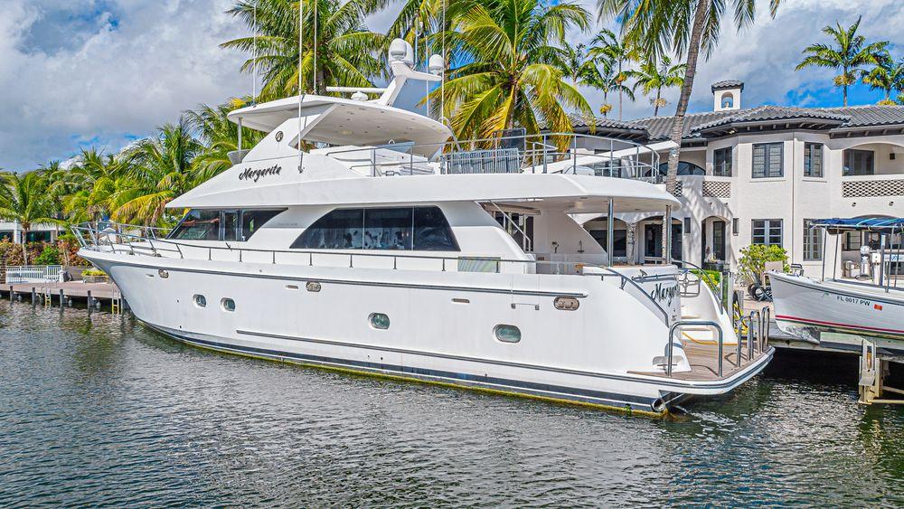 74' 2010 Ocean Alexander 74 Motoryacht
