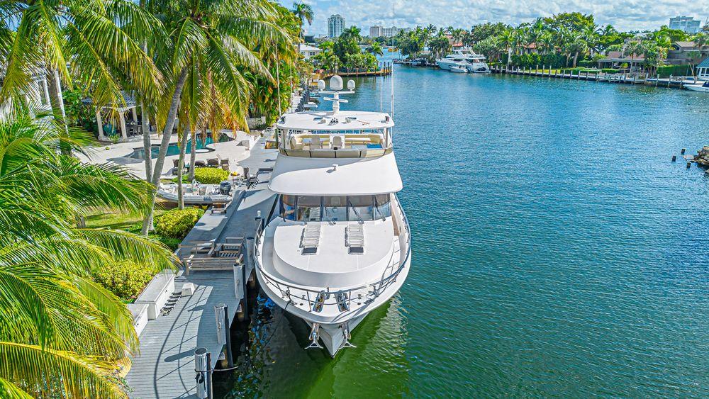 74' 2010 Ocean Alexander 74 Motoryacht