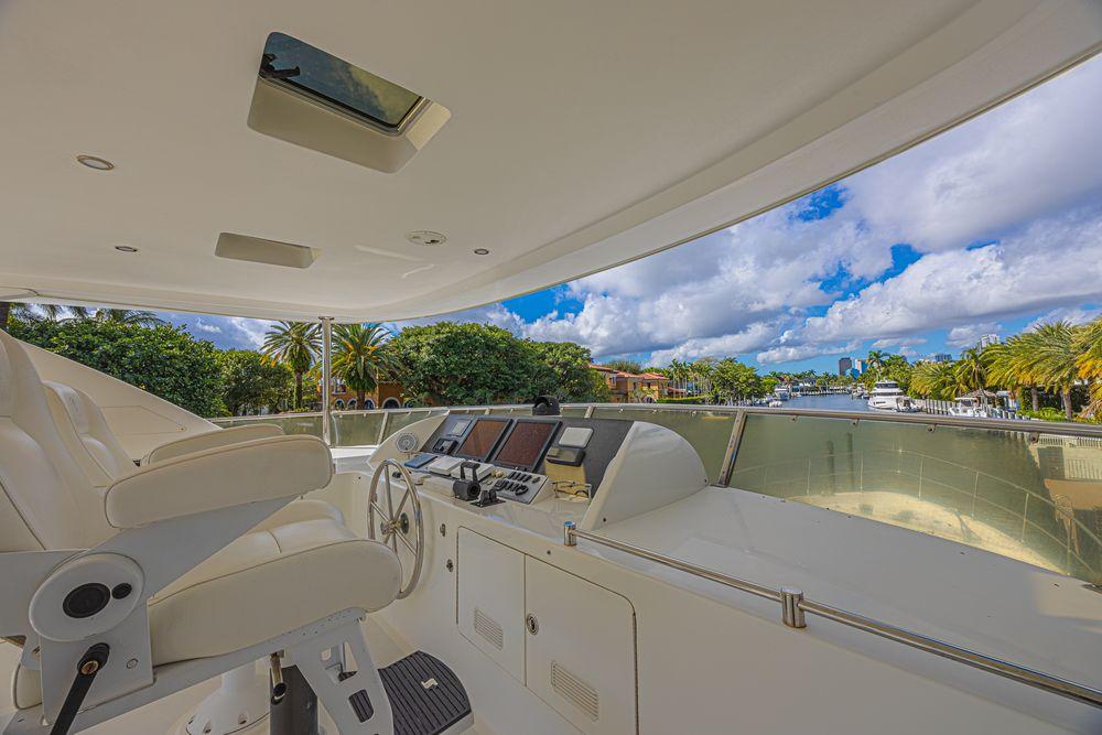 74' 2010 Ocean Alexander 74 Motoryacht