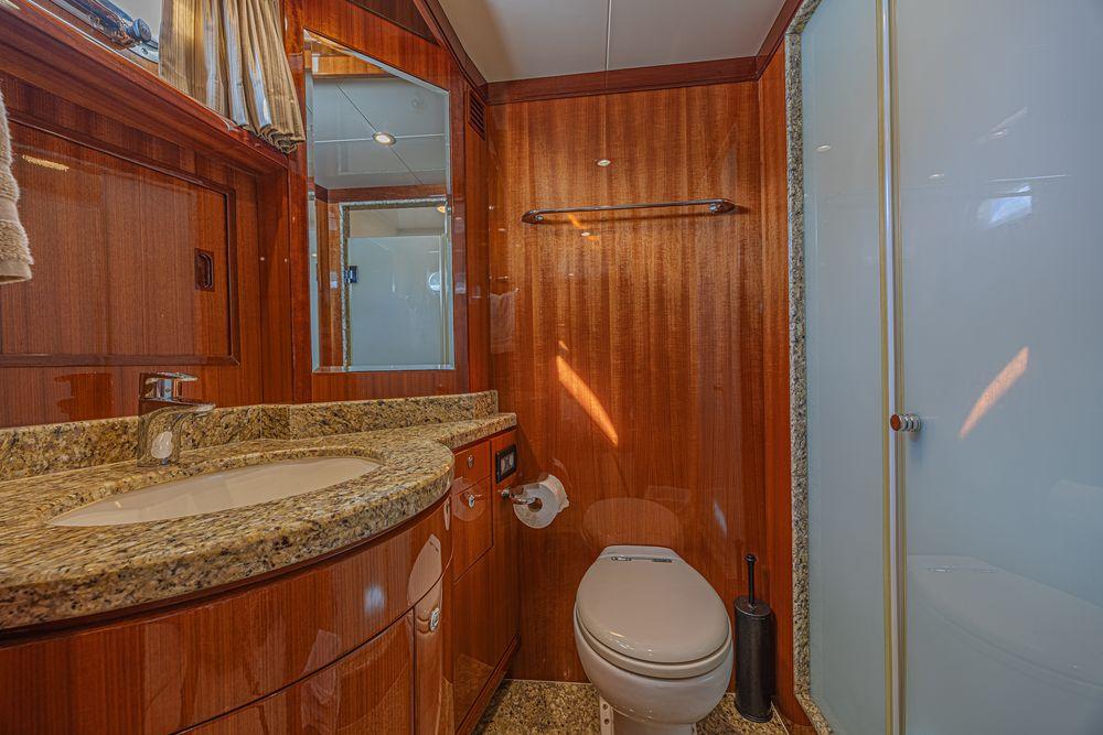 74' 2010 Ocean Alexander 74 Motoryacht