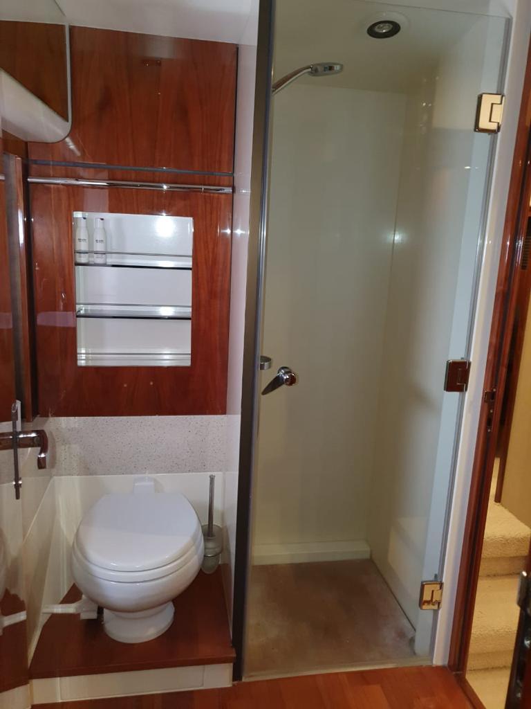 55' 2011 Fairline Squadron 55