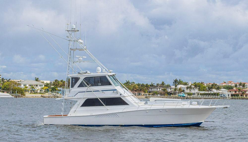 58' 1995 Viking 58 Convertible