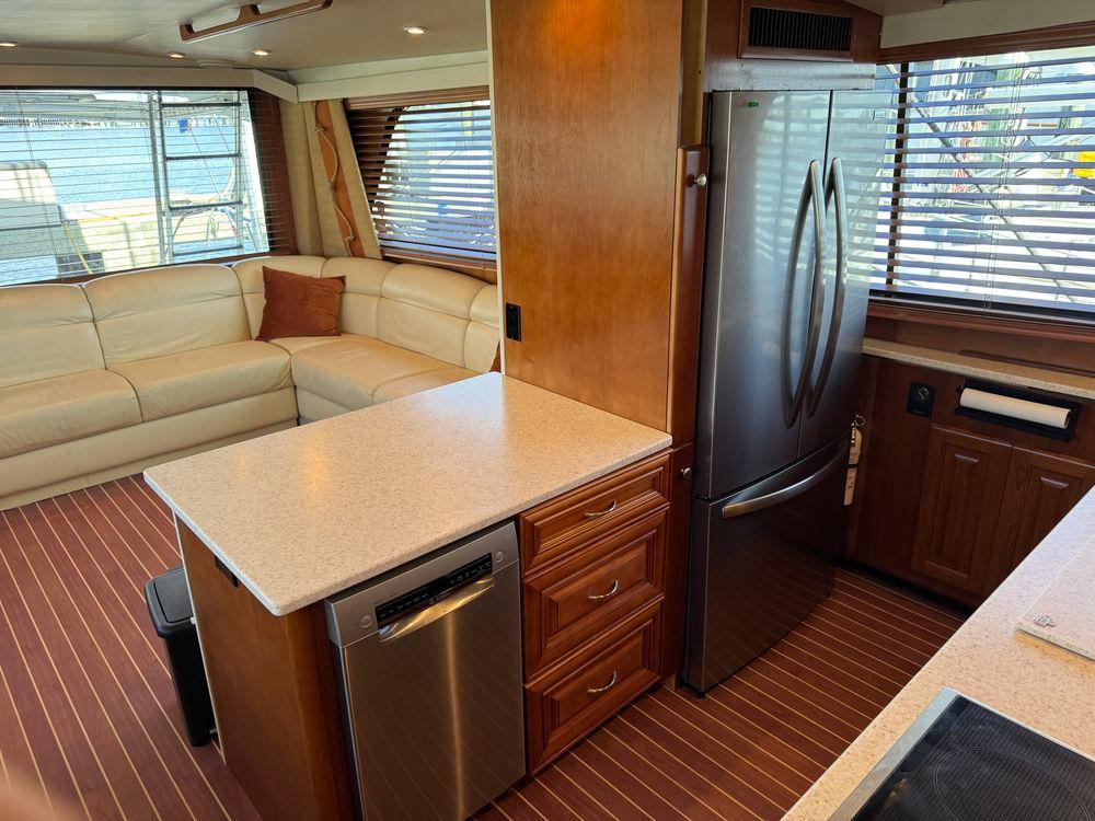 58' 1995 Viking 58 Convertible