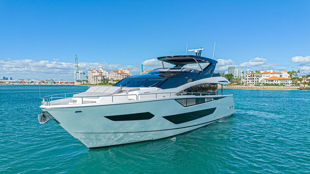 88' 2025 Sunseeker 88 Yacht