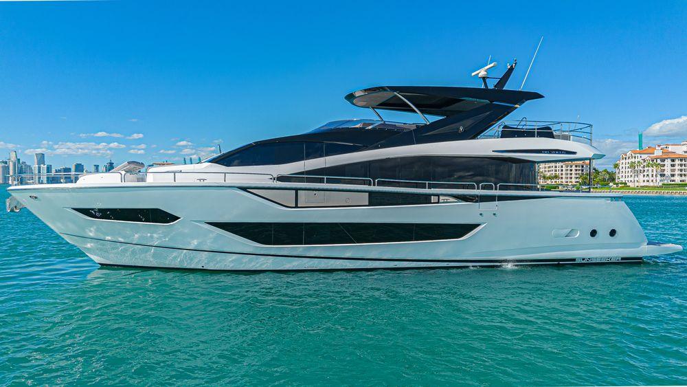 88' 2025 Sunseeker 88 Yacht