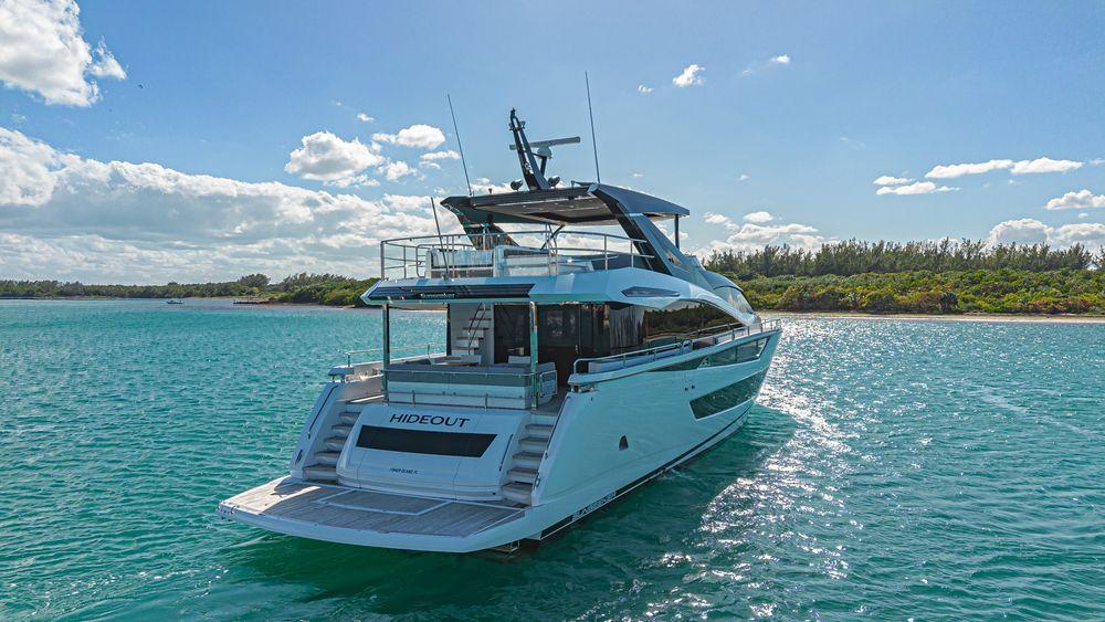 88' 2025 Sunseeker 88 Yacht