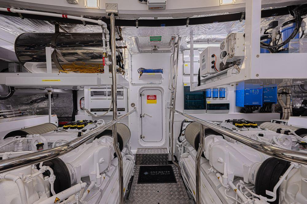 88' 2025 Sunseeker 88 Yacht