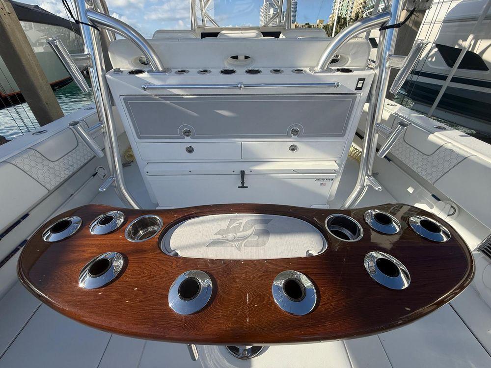 44' 2024 Contender 44ST