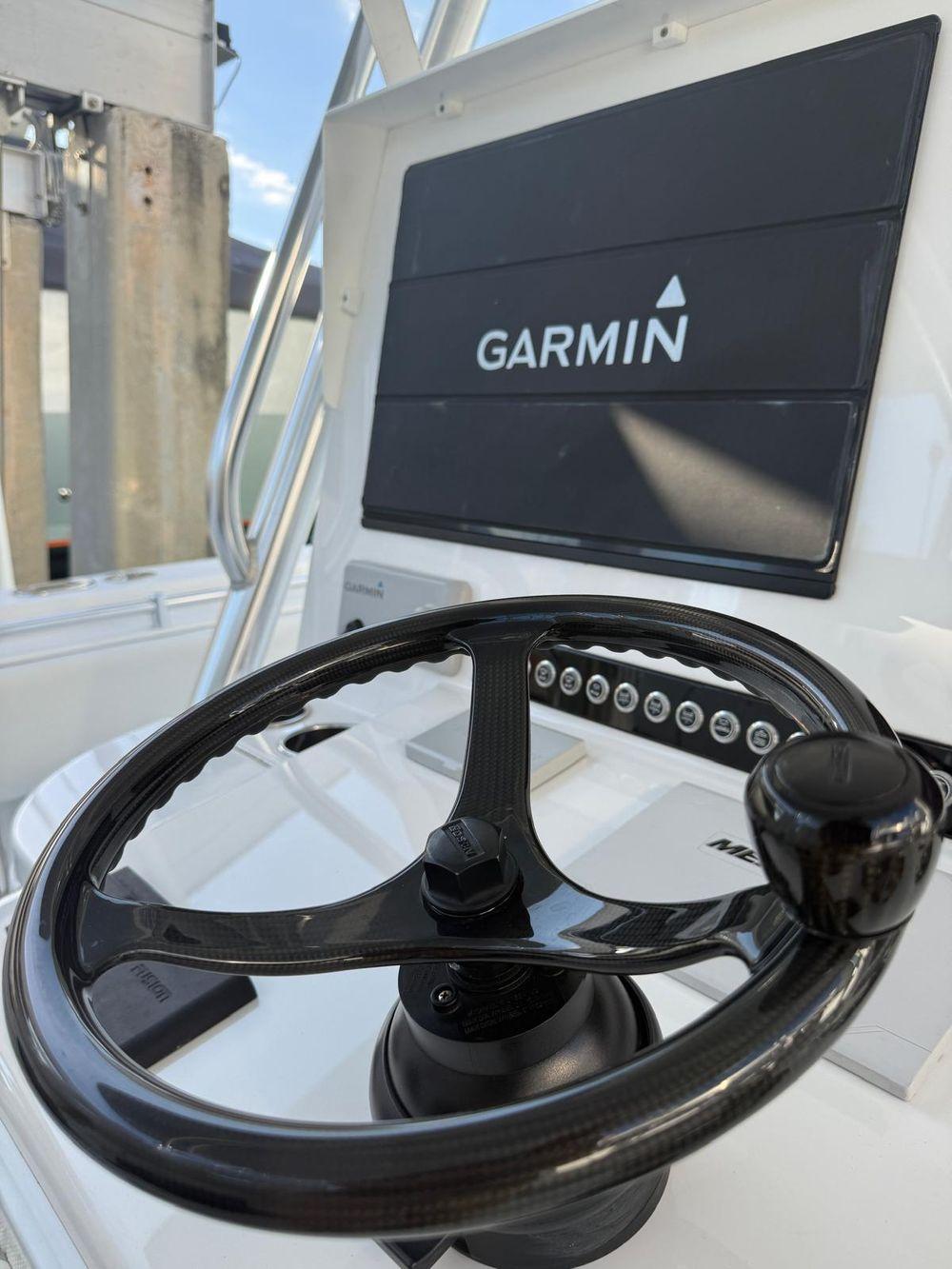 44' 2024 Contender 44ST