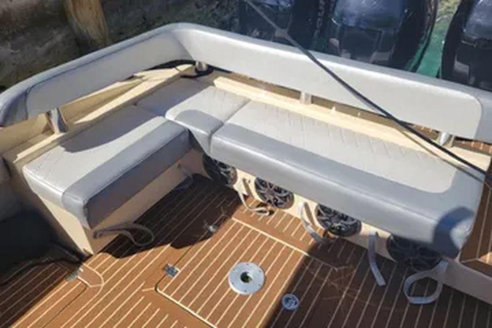 38' 2013 Statement 38 SUV Open