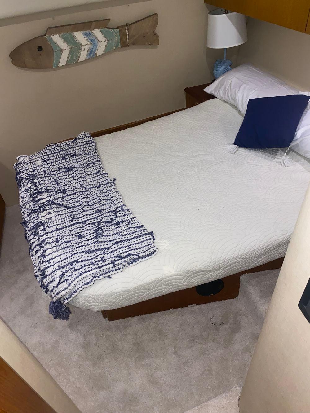 52' 2002 Ocean Yachts Super Sport