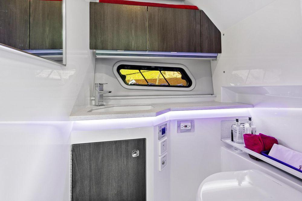 38' 2021 Formula 380 Super Sport Crossover OB