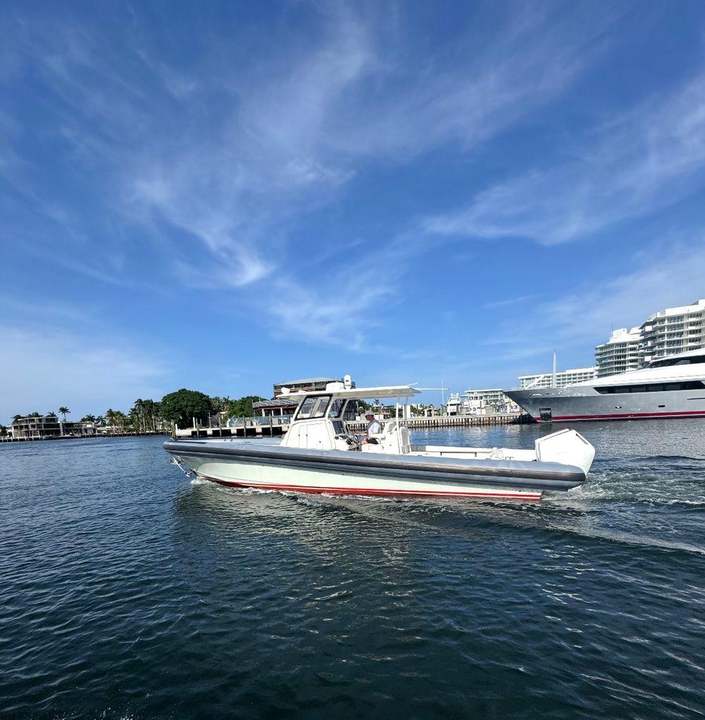 37' 2018 Ocean 1 37 RIB