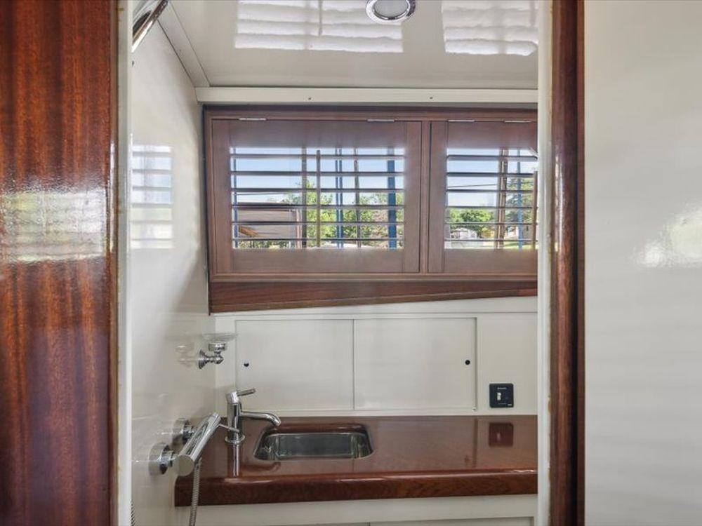 37' 1964 Chris-Craft 37 Constellation