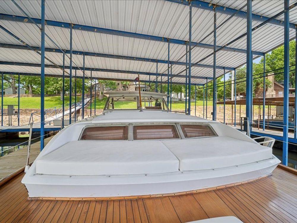 37' 1964 Chris-Craft 37 Constellation