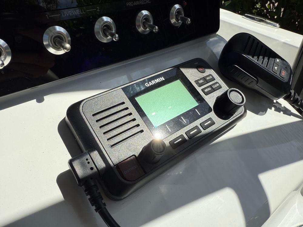 23' 2021 Sportsman Open 232 Center Console