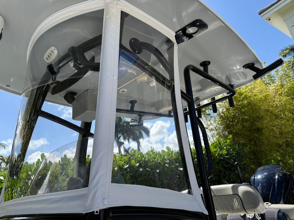 23' 2021 Sportsman Open 232 Center Console