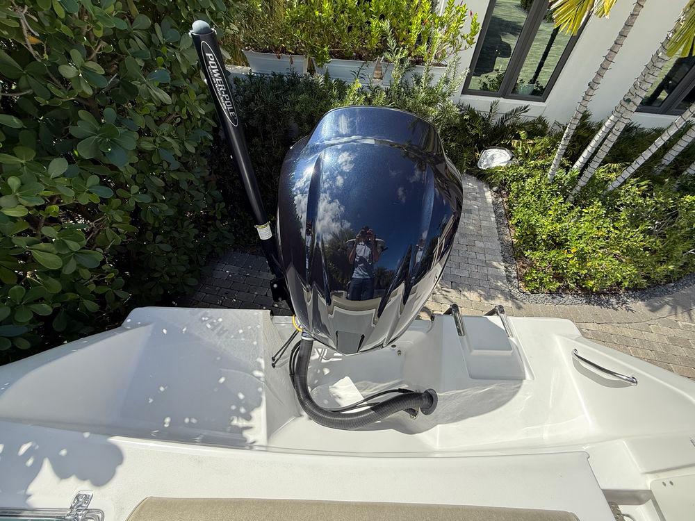 23' 2021 Sportsman Open 232 Center Console