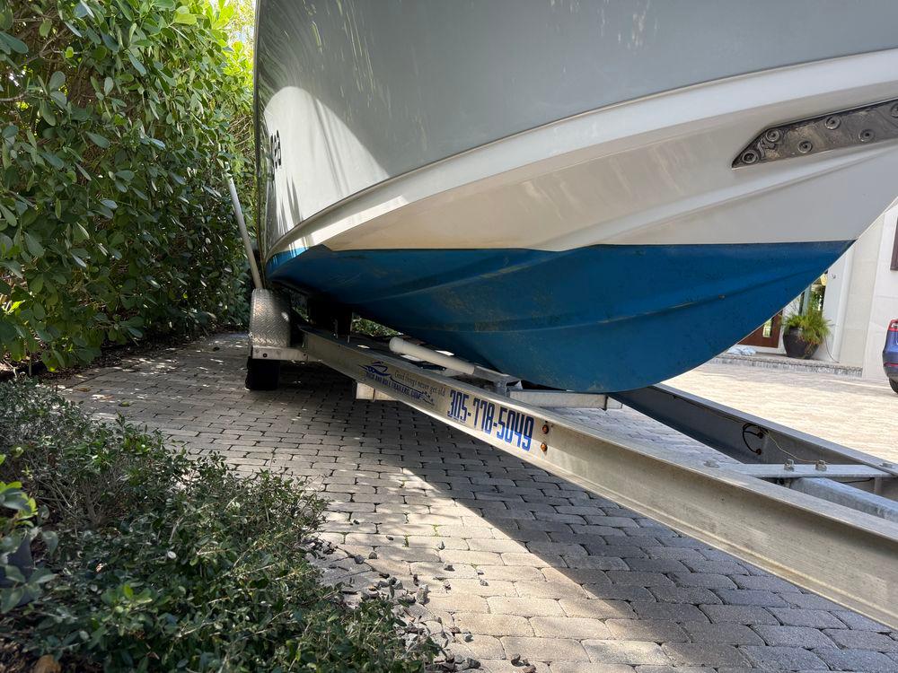 23' 2021 Sportsman Open 232 Center Console