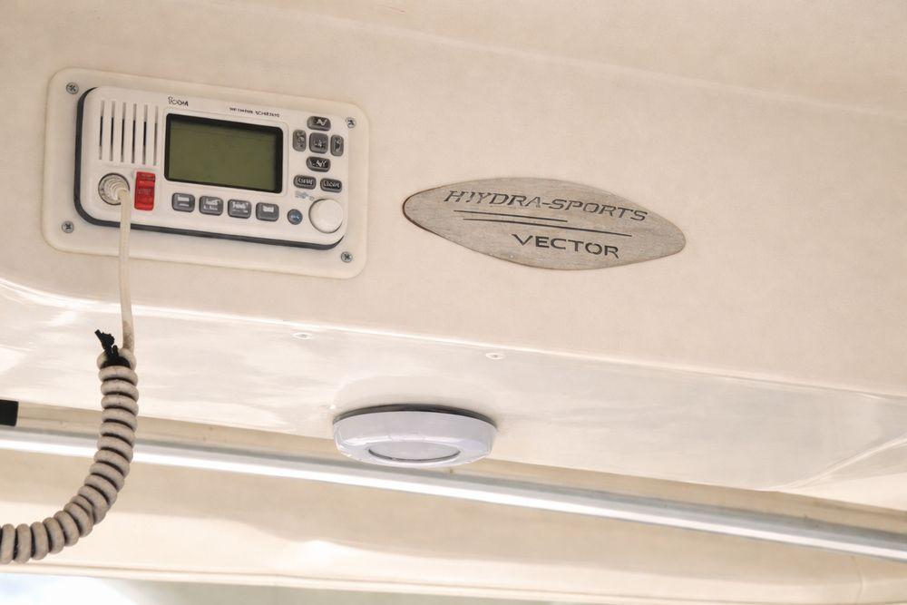 29' 2008 Hydra-Sports Vector 2900 CC