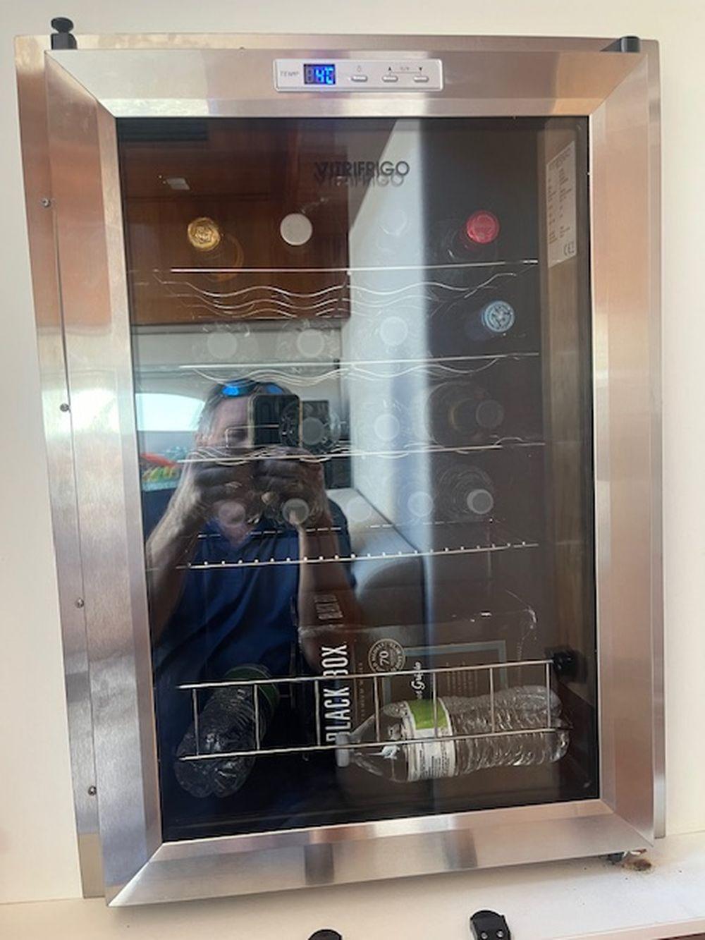 60' 2021 Riviera 6000 Sport Yacht Platinum Edition