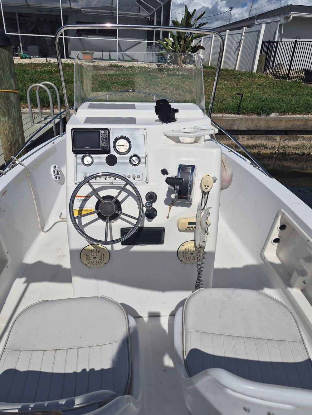 19' 2006 Sea Fox 197cc