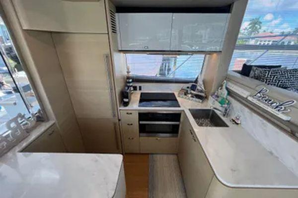 55' 2018 Princess F55