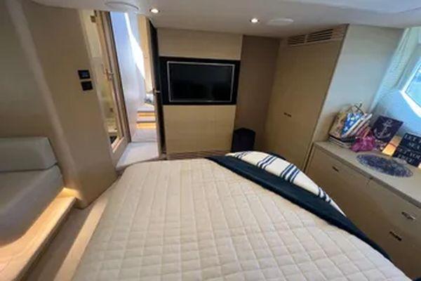 55' 2018 Princess F55