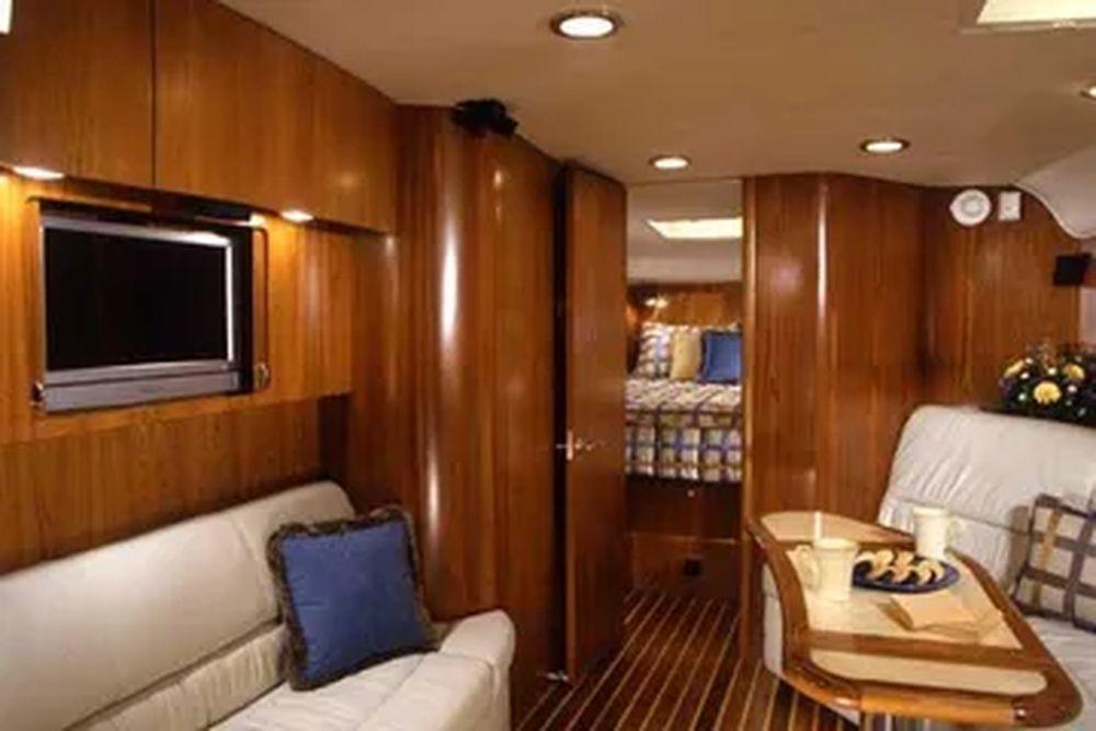 44' 2004 Tiara Yachts 4400 Sovran