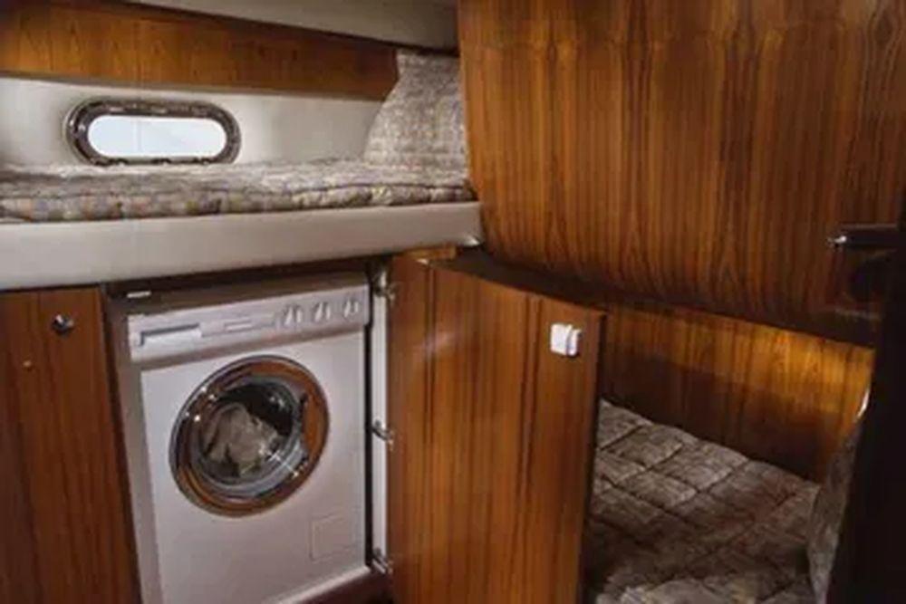 44' 2004 Tiara Yachts 4400 Sovran