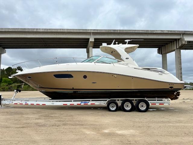 36' 2009 Sea Ray Sundancer 350