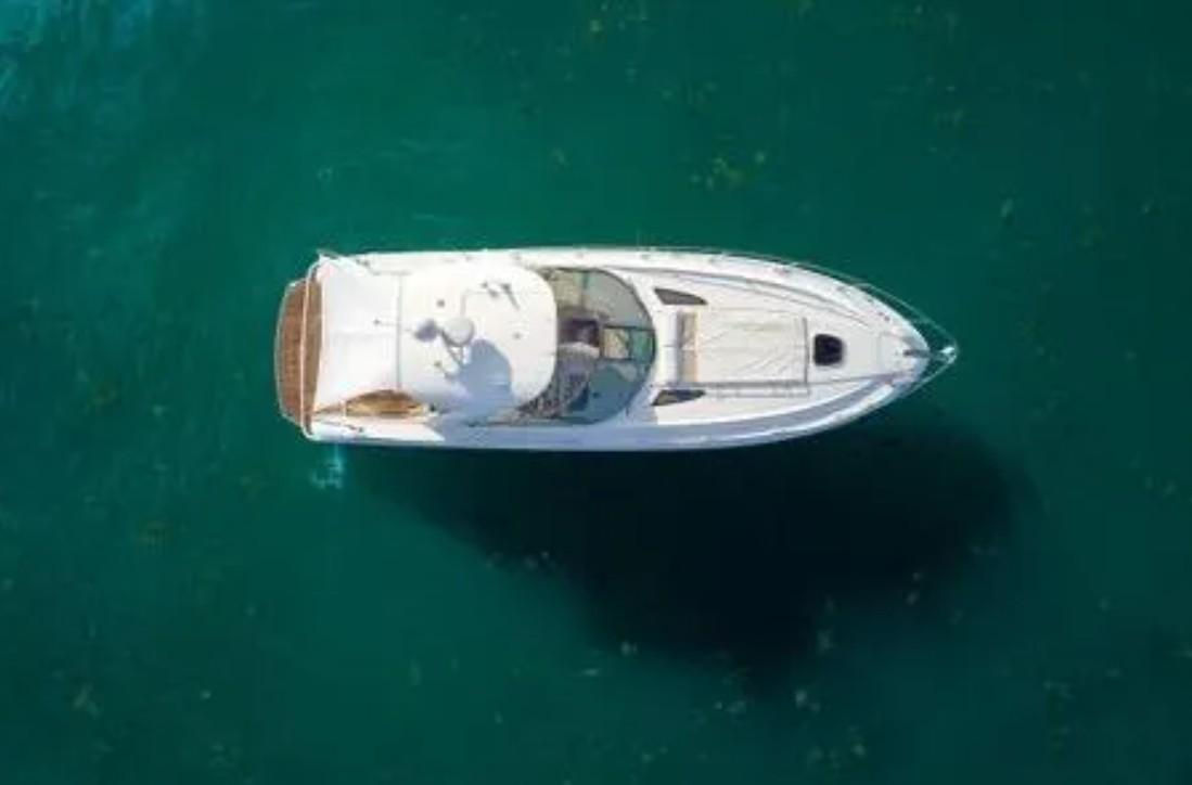 36' 2009 Sea Ray Sundancer 350