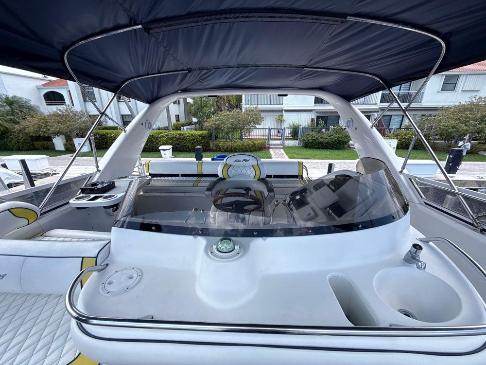 45' 2001 Sea Ray 450 Express Bridge
