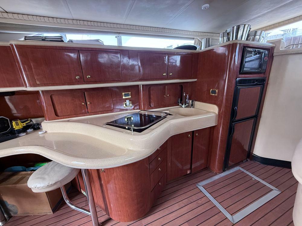 45' 2001 Sea Ray 450 Express Bridge